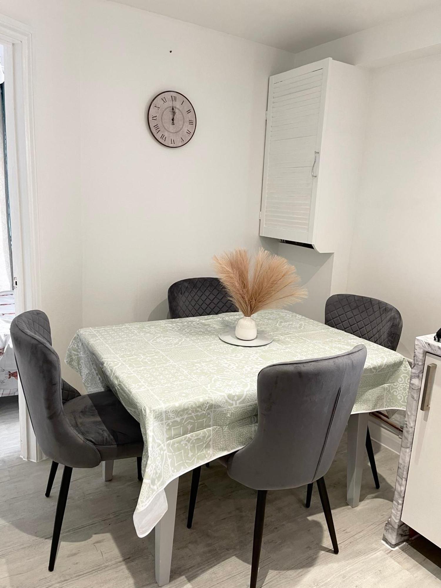 Stanton - Impeccable And Stylish 2 Bedroom Dagenham Exterior foto
